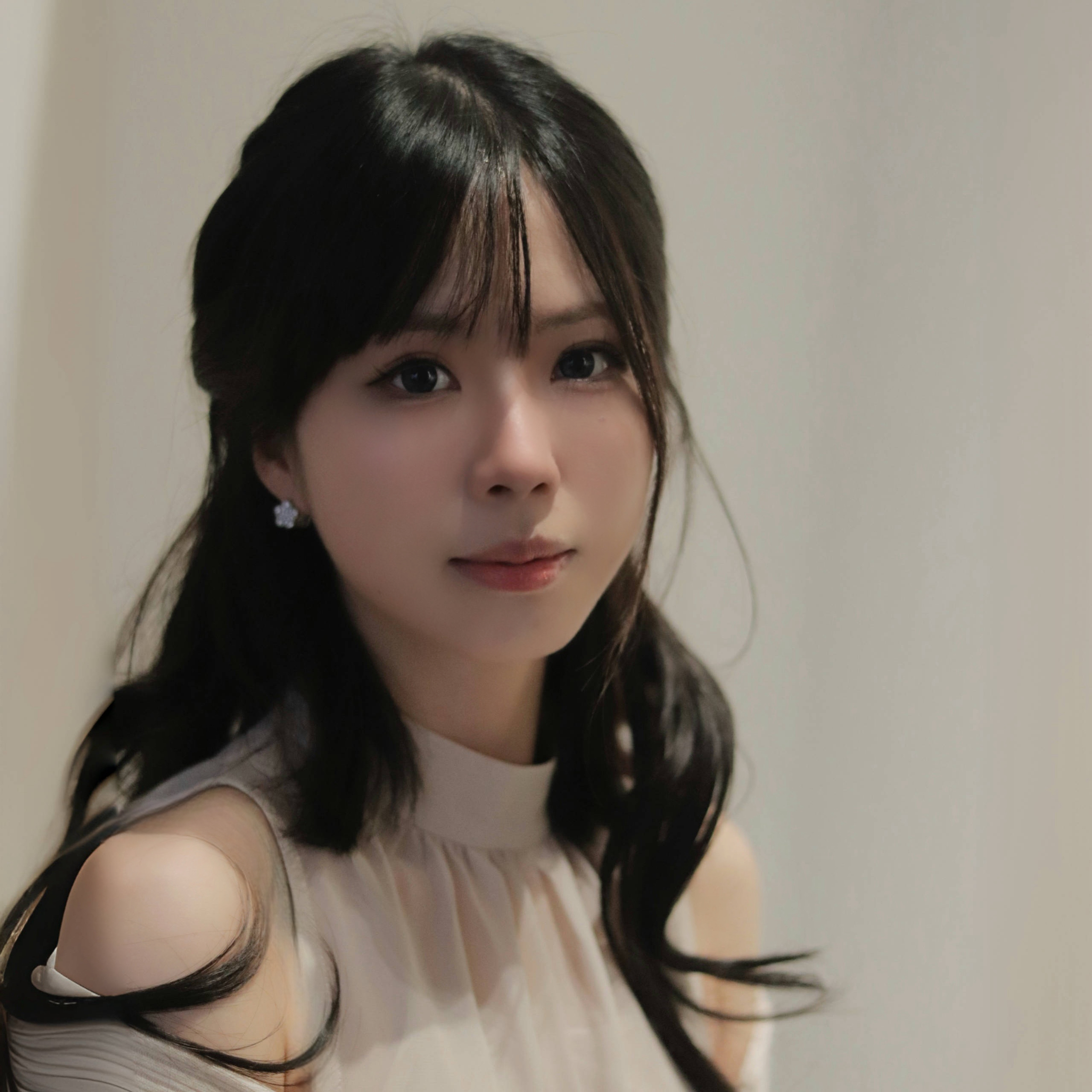 Yixuan Tang